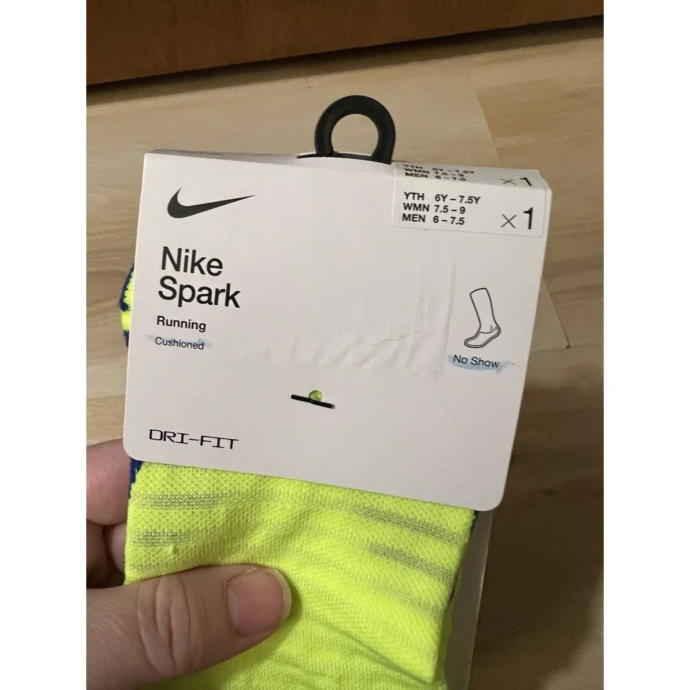 Nike Spark Cushioned No-Show Running Socks MEN 6-7.5 -WMN 7.5-9 High Vis Dri-Fit